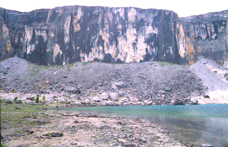 South End Rockbound Lake