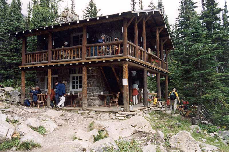 Plain of Six Glaciers Teahouse